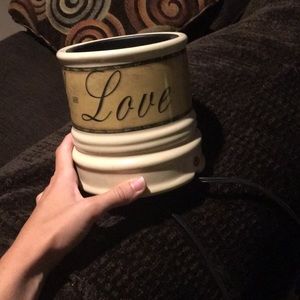 Live laugh love candle warmer